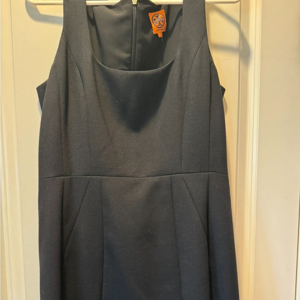 Tory Burch cute classic black dress! A great staple piece for any closet.
